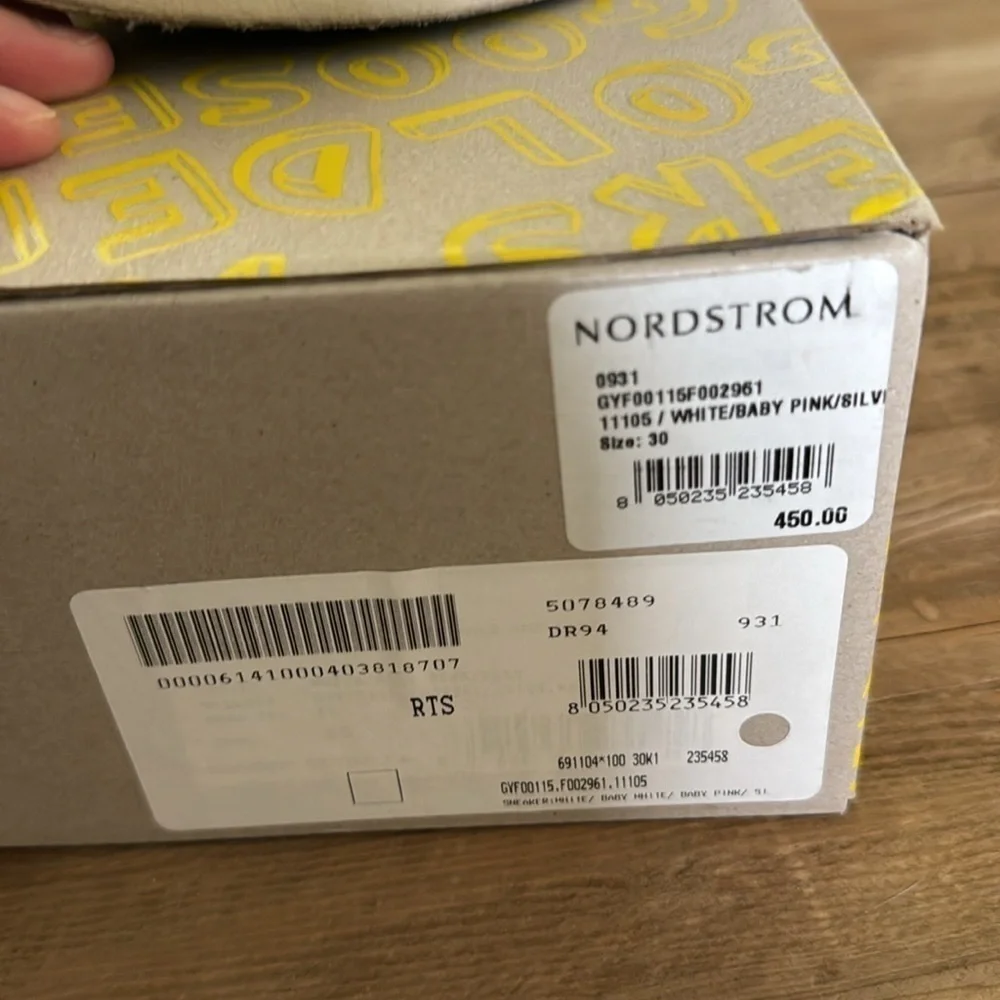 Golden Goose Nordstrom exclusive high tops. Not available anymore. Size 30